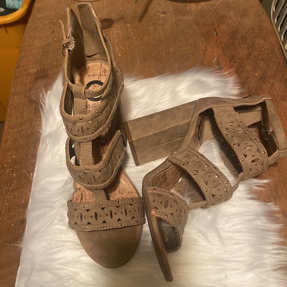 G by Guess Tan Heels